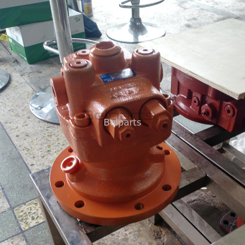 Качание мотора Хитачи Ex50 Assy мотора качания частей запасной части 4404045 экскаватора гидравлическое